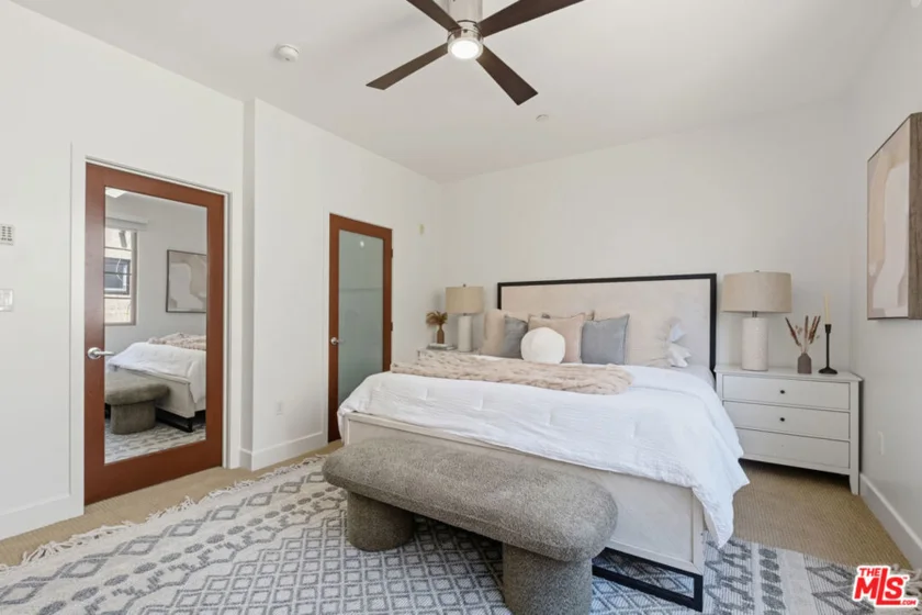 1744 Granville Avenue #105 photo 3