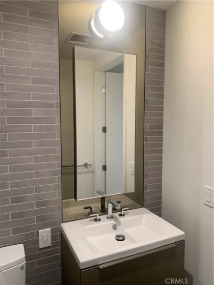 889 Francisco Street #2601 photo 9