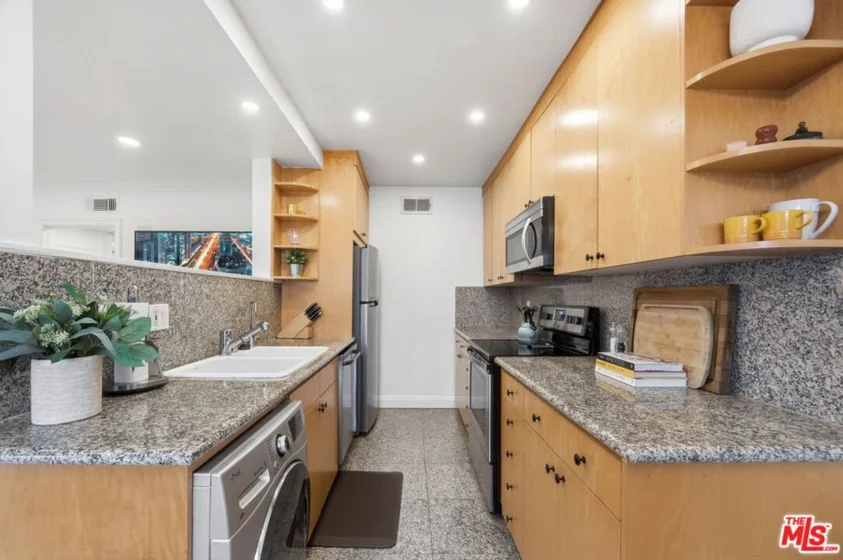 11718 Darlington Avenue #7 photo 10