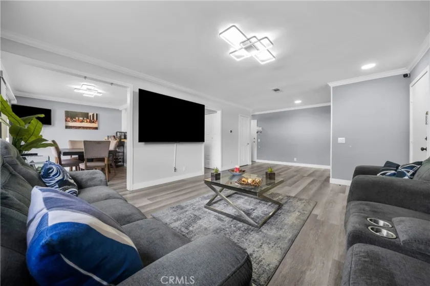 9800 Vesper Avenue #80 photo 1