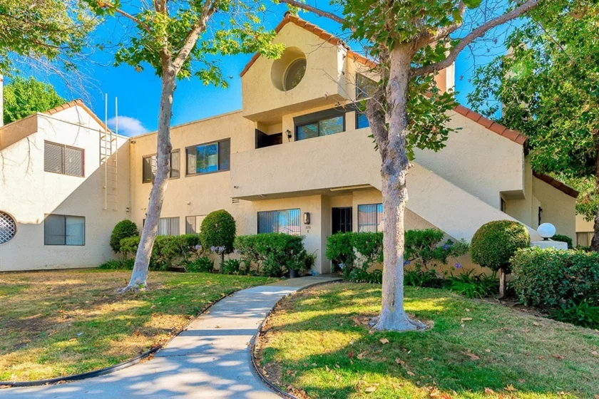 375 N Melrose Drive #E photo 1