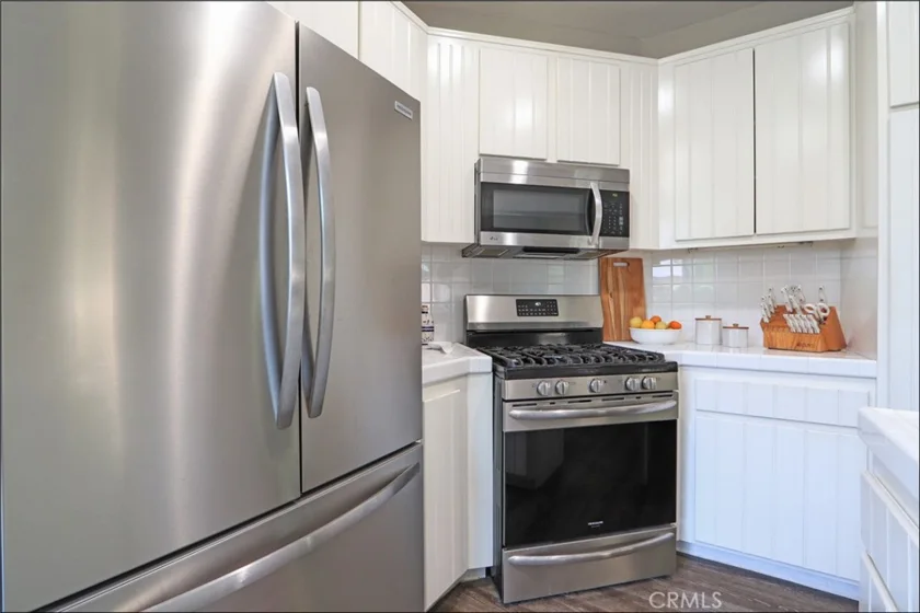 10 Bluff Cove photo 13