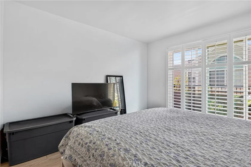 645 Pacific Avenue #403 photo 3