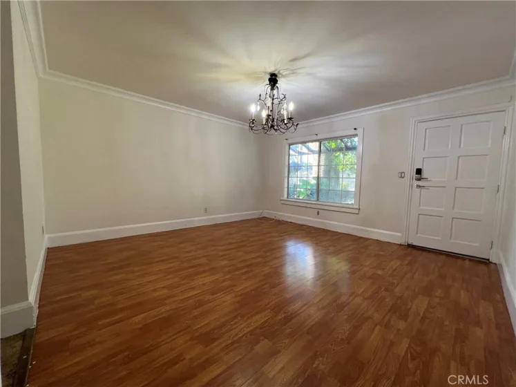 521 S Lyon Street #46 photo 1