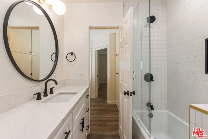 1955 Tamarind Avenue #2 photo 15