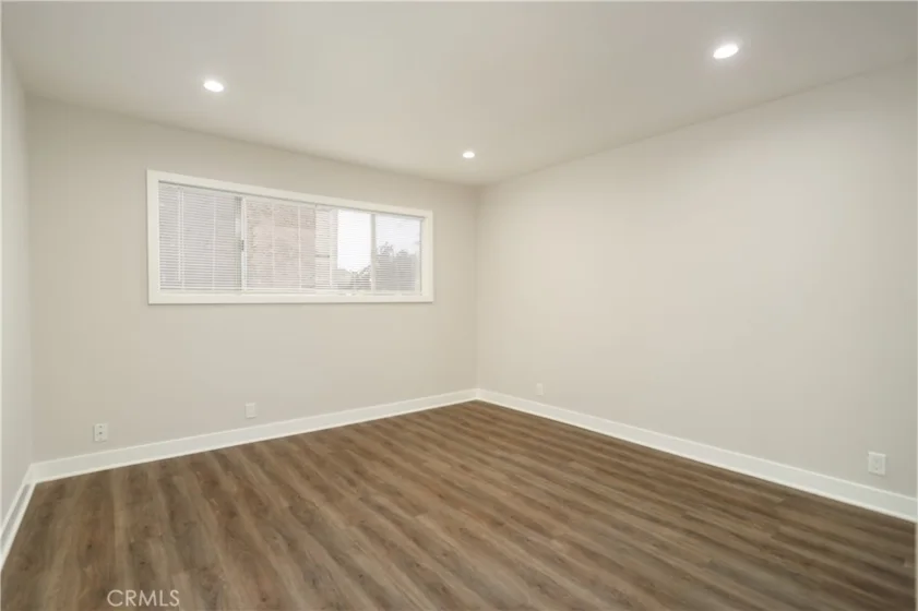 5320 Zelzah Avenue #201 photo 10
