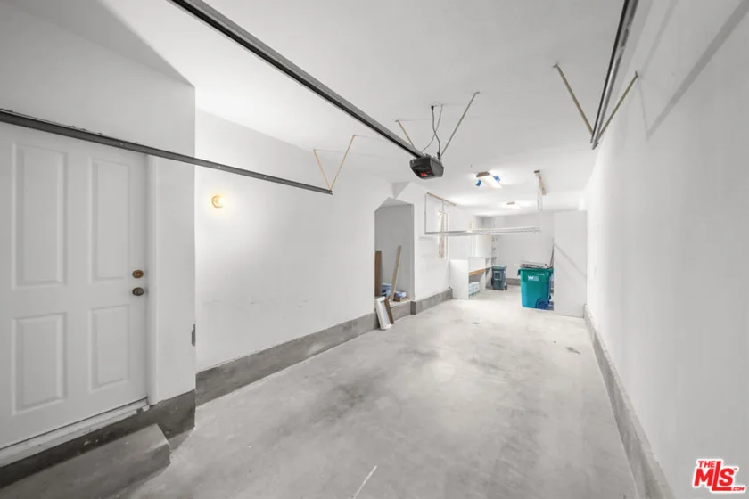 270 Lockford photo 28