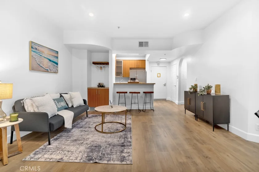 620 S Gramercy #338 photo 21