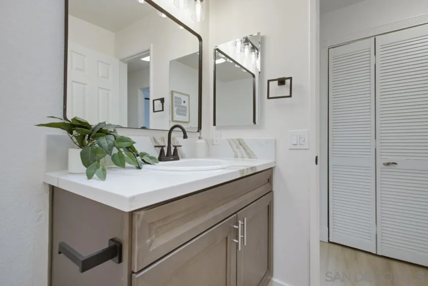 2909 Keats Street #11 photo 15
