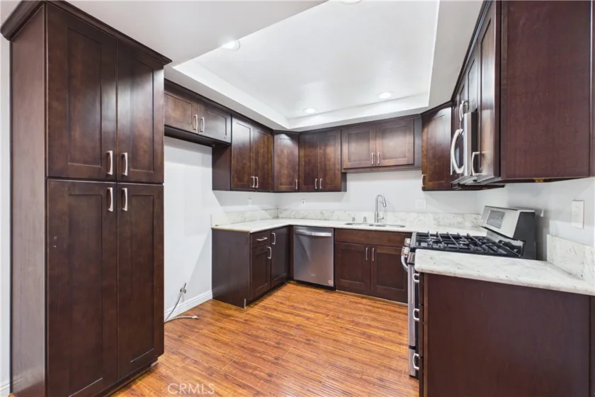 9253 Walker Street photo 13