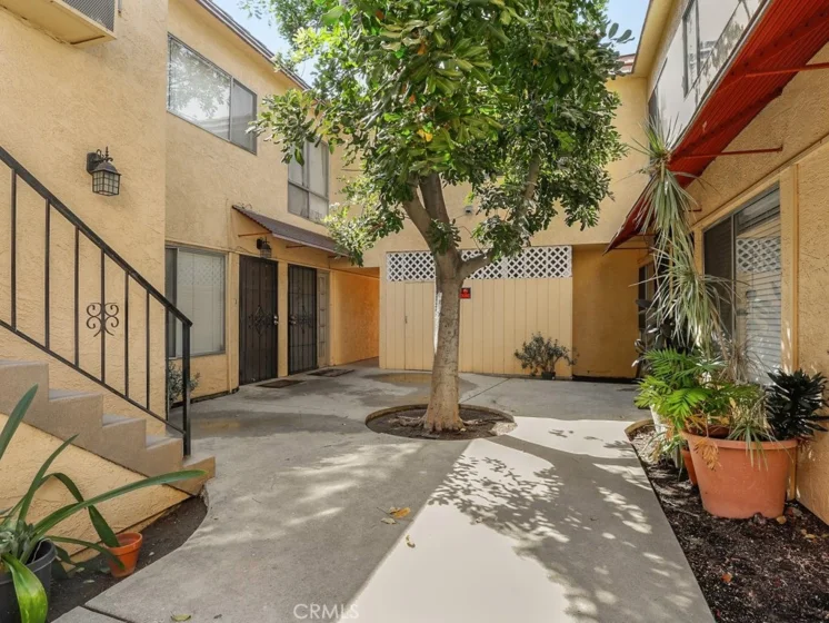 7904 Laurel Canyon Boulevard #10 photo 1