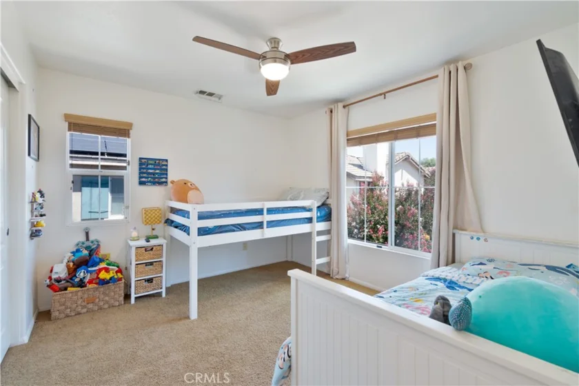 45776 Klamath Court photo 21