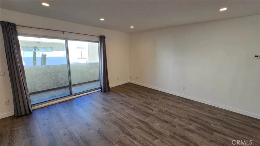 1422 Rock Glen Avenue #204 photo 10