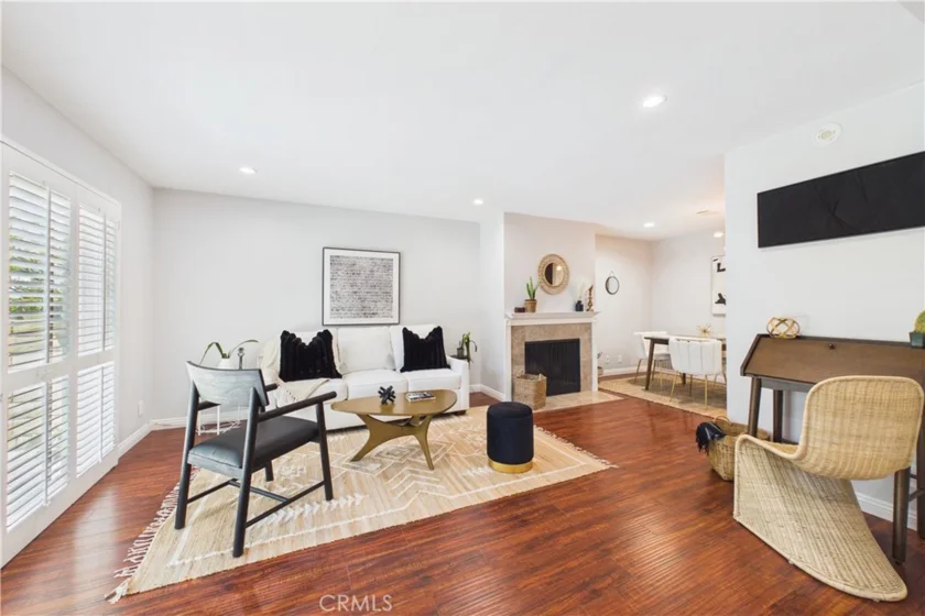 9253 Walker Street photo 1