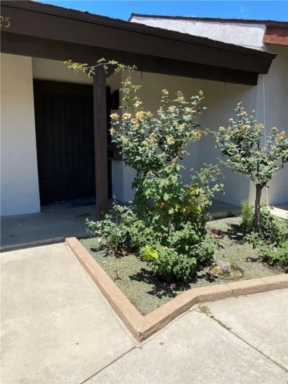 2011 W Katella Avenue #25 photo 1