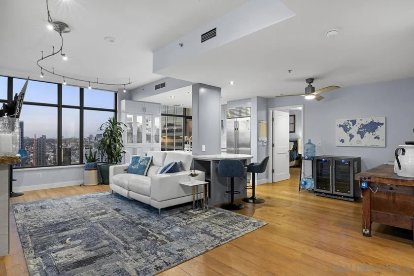700 W E Street #2903 photo 8