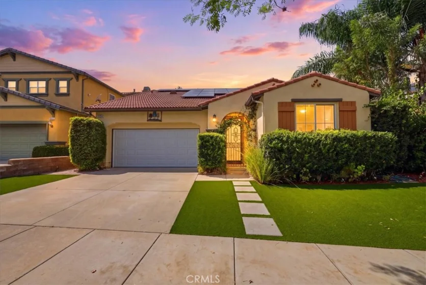 25241 Pacific Crest photo 1