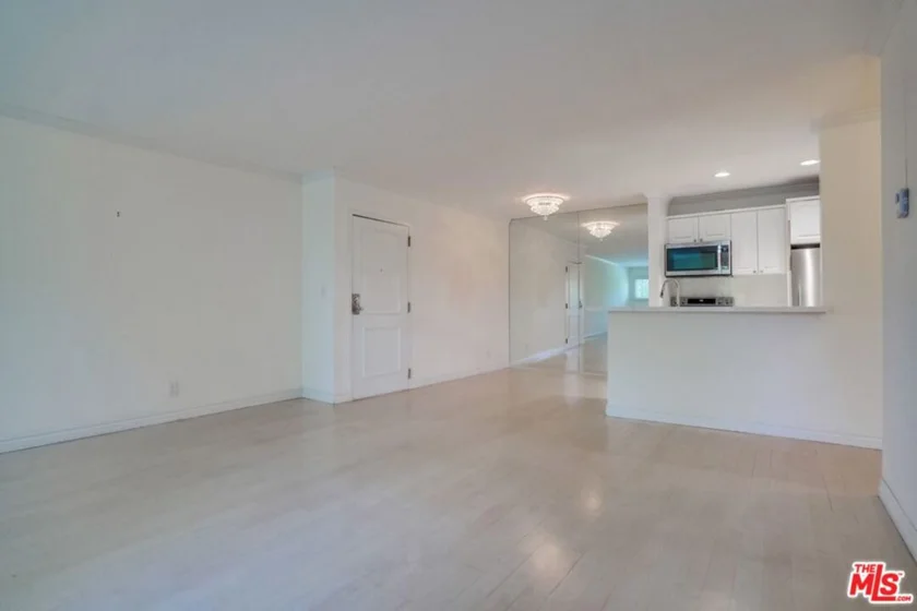 8577 Rugby Drive #206 photo 1