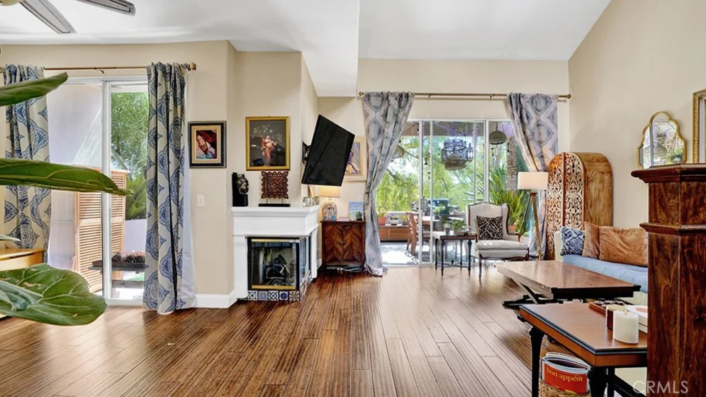 5 La Mirage photo 29