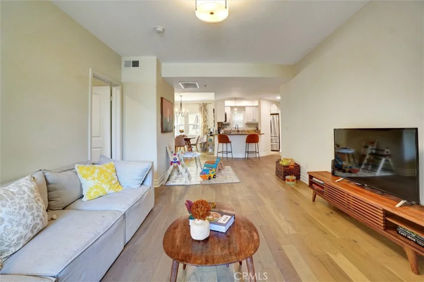 13935 Burbank Boulevard #105 photo 18