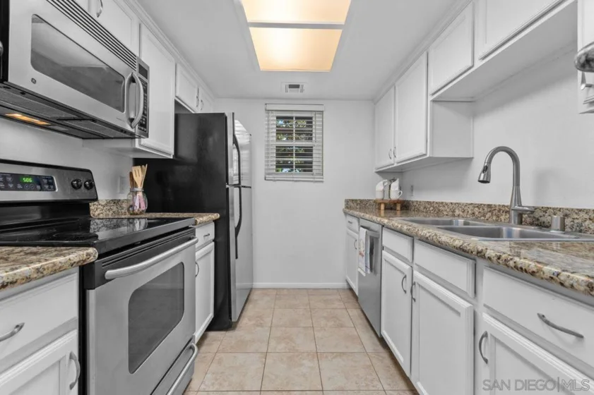 14960 Avenida Venusto #79 photo 16