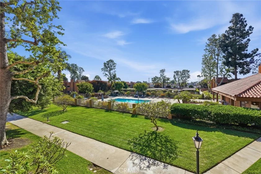 6600 Warner #205 photo 28