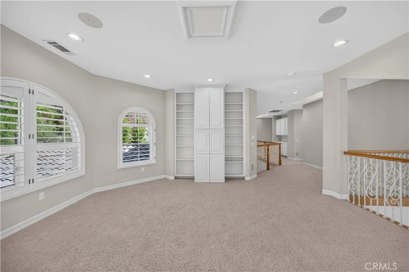 21100 Paseo Montana photo 34