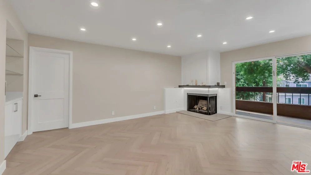 2121 Scott Road #206 photo 7