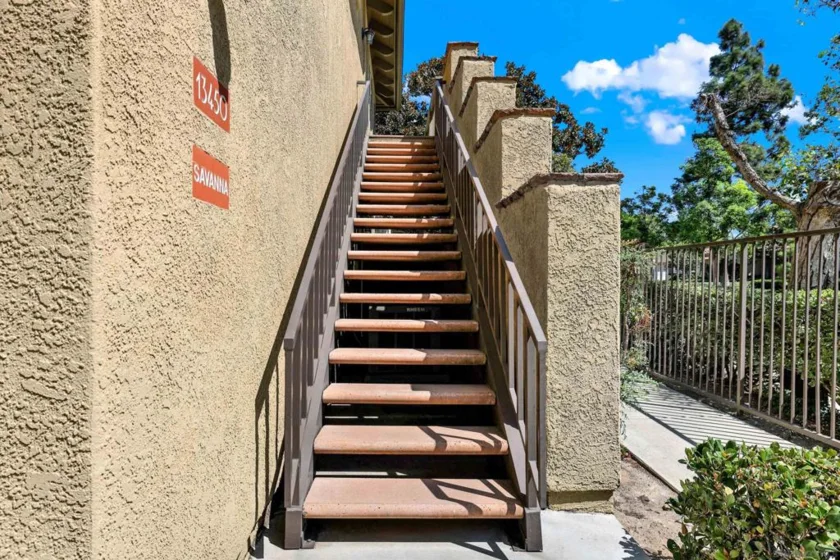 13450 Savanna photo 3