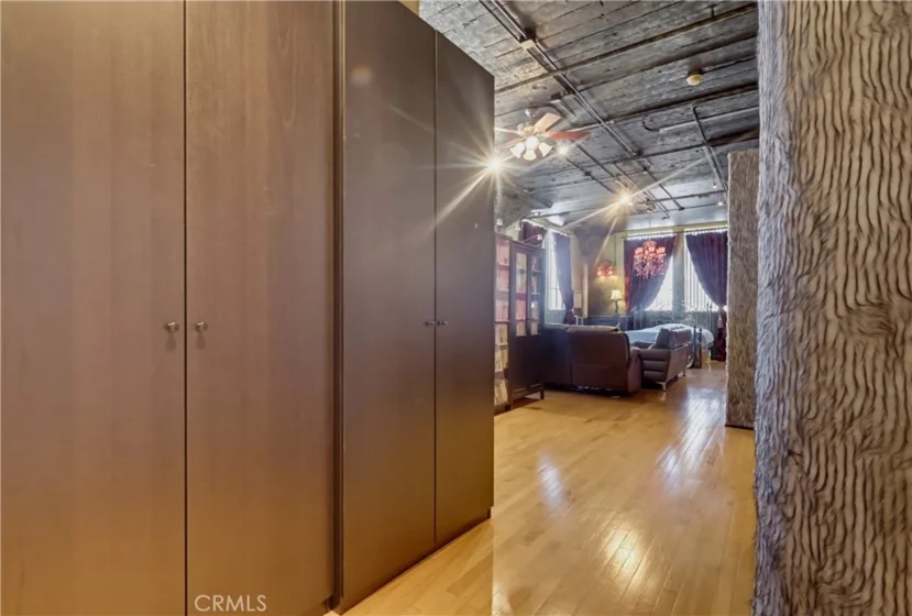 420 S San Pedro Street #619 photo 59