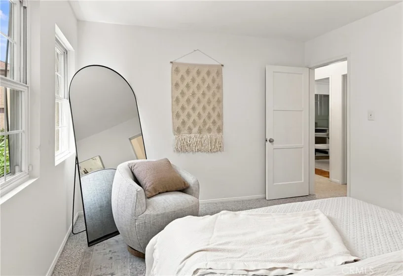 15034 Dickens Street #4 photo 21