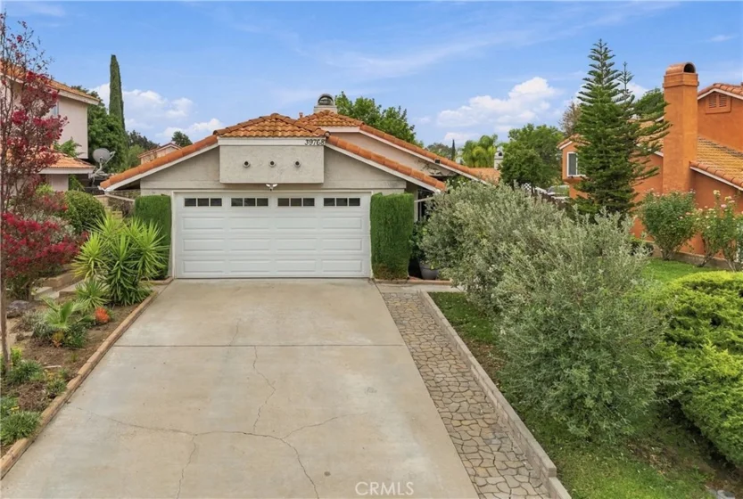 39768 Oak Cliff photo 1
