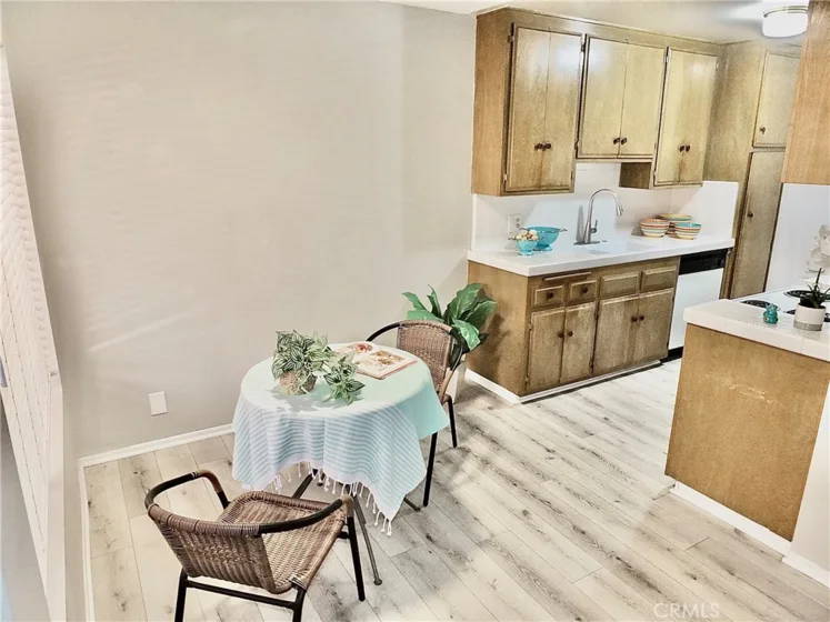 545 Chestnut Avenue #203 photo 9