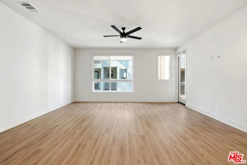 2111 N Cahuenga Boulevard #11 photo 9