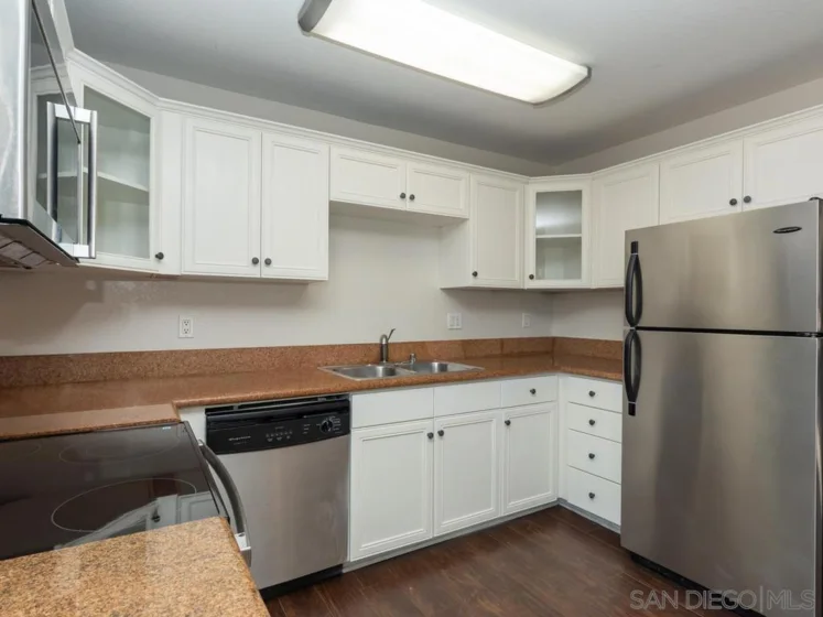 6666 Beadnell Way #6 photo 29