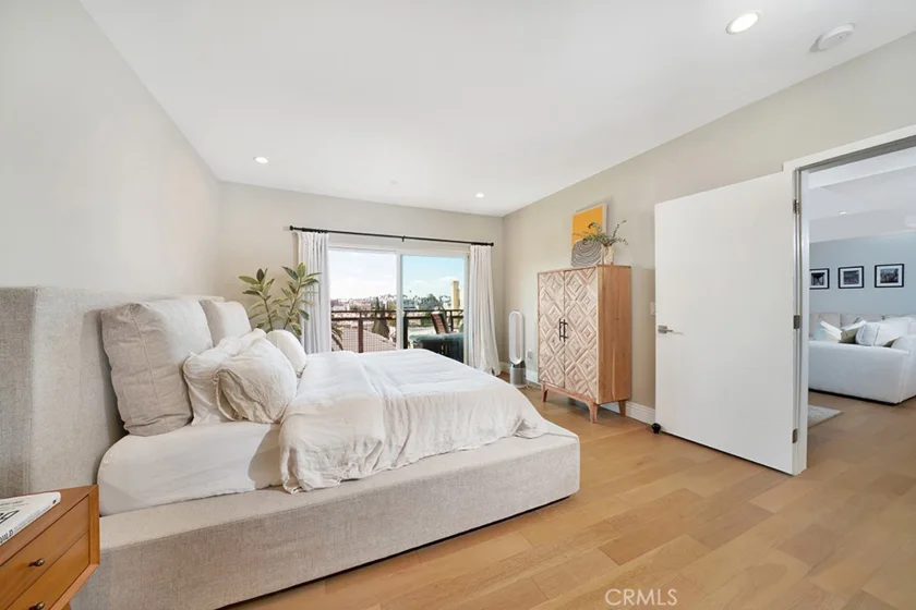 2939 Leeward Avenue #516 photo 4