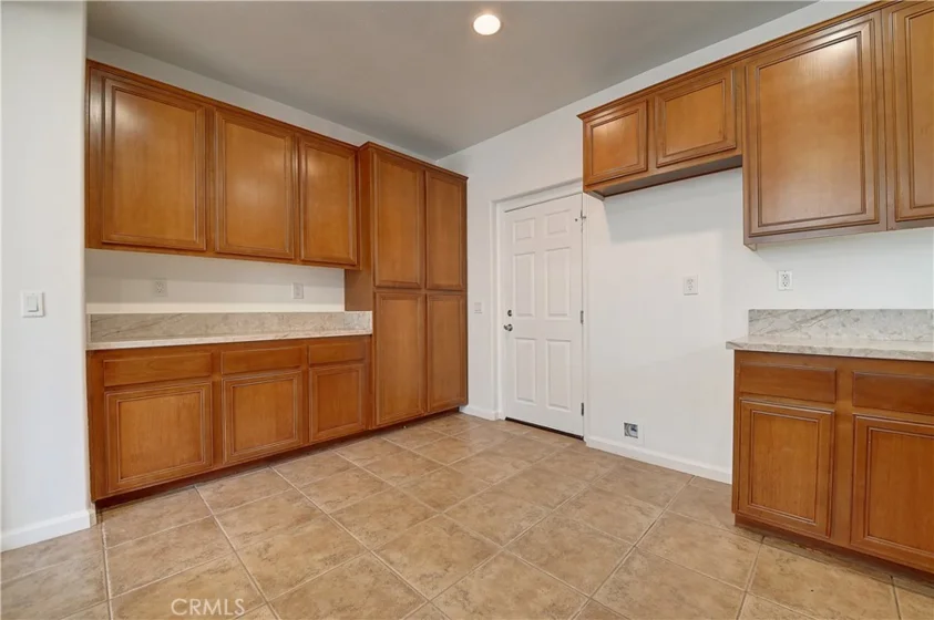 26287 Iris Avenue #E photo 14