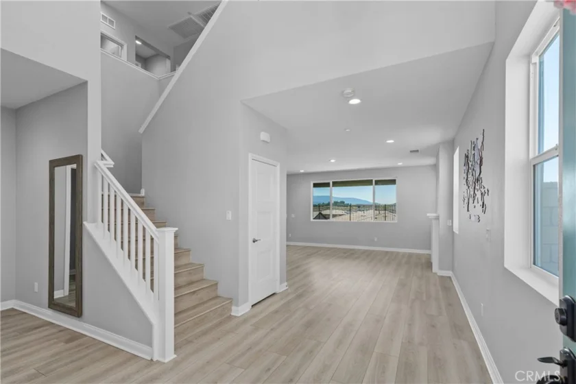 32063 Dayspring Way photo 4