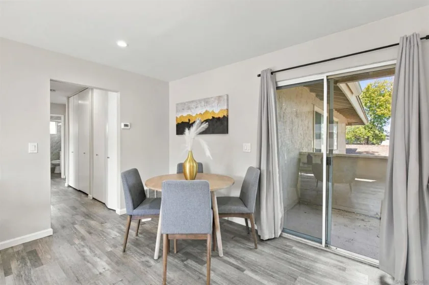 916 Amistad Court #D photo 8