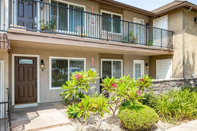 1440 Oakdale #03 photo 1