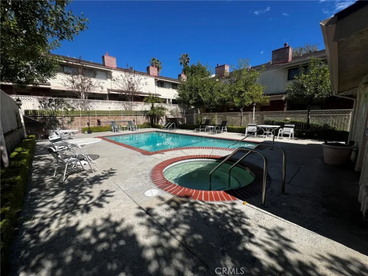 19451 Sherman Way #501 photo 38