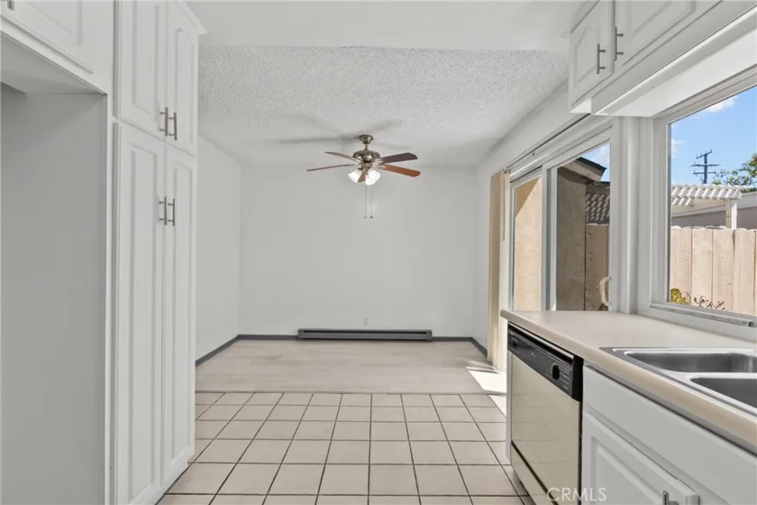 2901 S Sycamore #B photo 9
