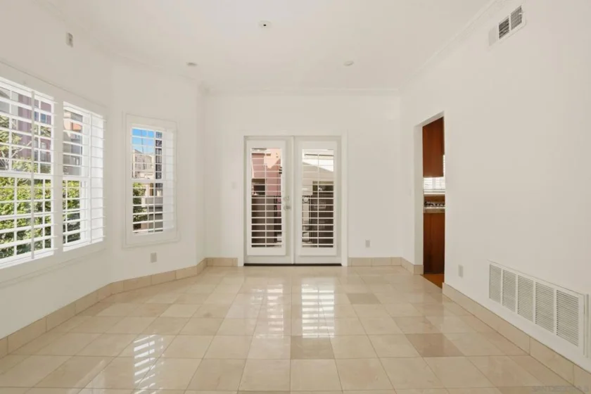 3964 Richmond photo 53