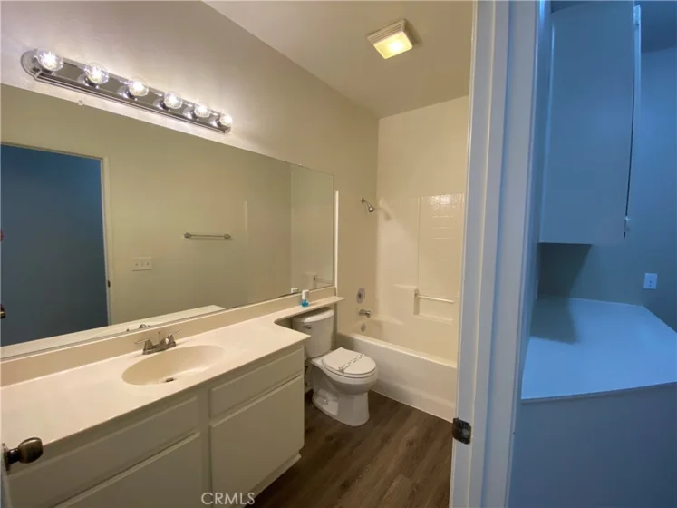 25780 Saint Marta Drive photo 32