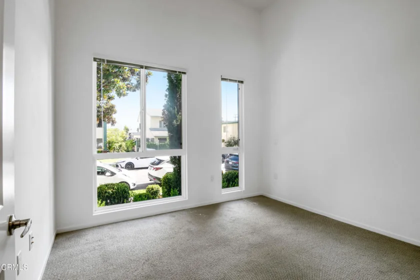 124 W Colorado Street #101 photo 5