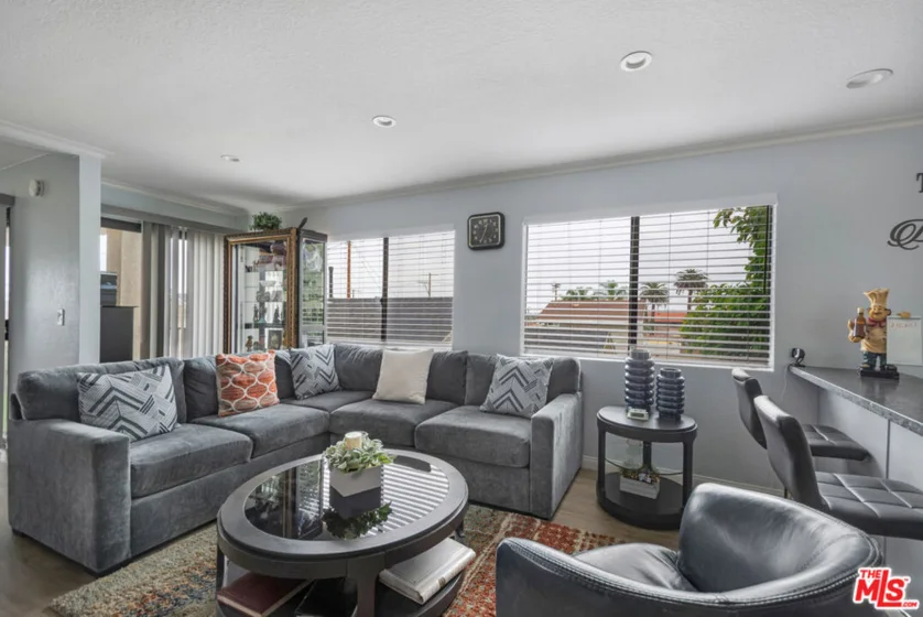 845 W 19th Street #1 photo 36