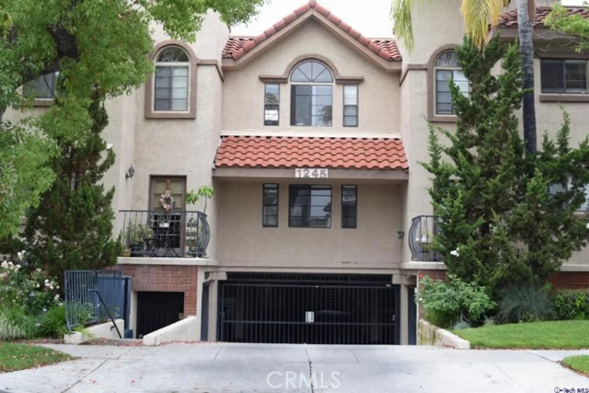 1245 Orange Grove Avenue #208 photo 1