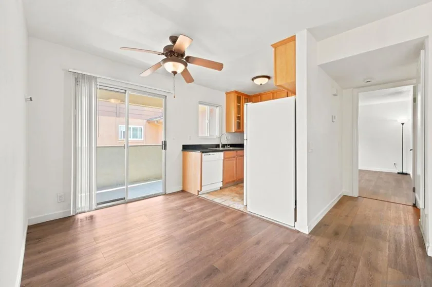 521 Calle Montecito #110 photo 13