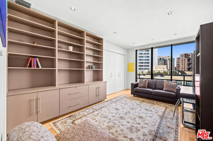 10601 Wilshire Boulevard #702 photo 18