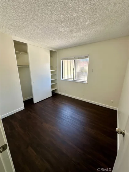 835 W Orangewood photo 19